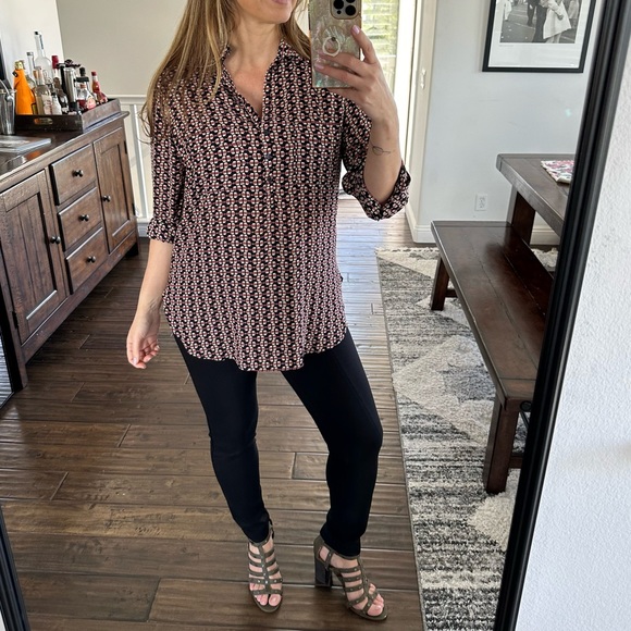 Pleione Classic Lightweight Flowy Size Medium - Picture 1 of 16